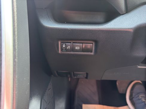 Used 2024 Toyota RAV4 XLE image 35