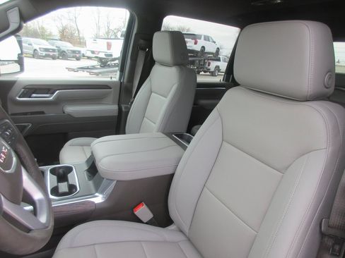 New 2026 GMC Sierra 3500 SLT w/ SLT Premium Package image 14