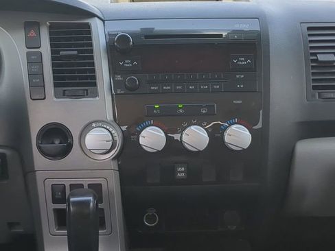 Used 2012 Toyota Tundra 2WD CrewMax w/ SR5 Pkg image 18