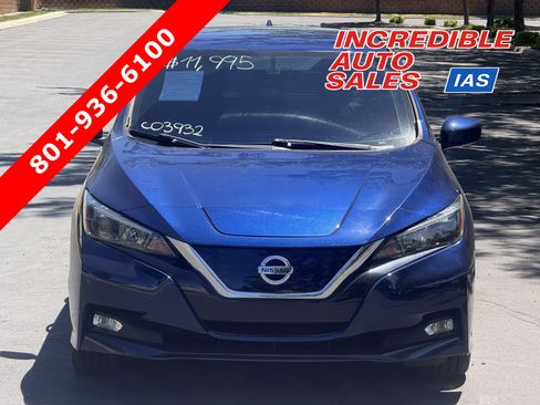 Used 2019 Nissan Leaf SV w/ SV All Weather Package FWD image 1