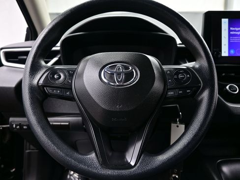 Used 2024 Toyota Corolla LE FWD image 20