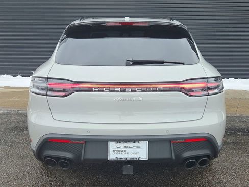 Certified 2025 Porsche Macan S image 23