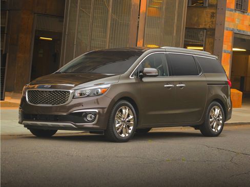 Used 2015 Kia Sedona LX FWD image 1