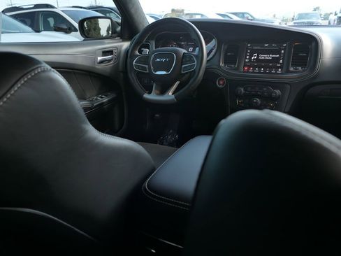 Used 2022 Dodge Charger SRT Hellcat w/ Harman/Kardon Audio Group image 23