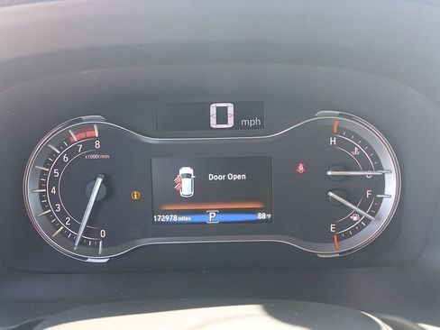 Used 2017 Honda Pilot EX image 10