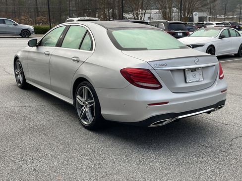 Used 2019 Mercedes-Benz E 300 image 13