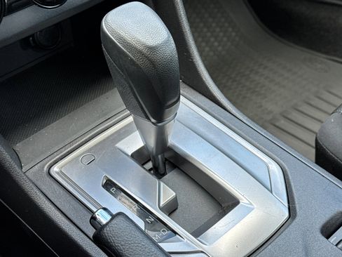 Used 2017 Subaru Impreza 2.0i Premium w/ Popular Package #2A image 21