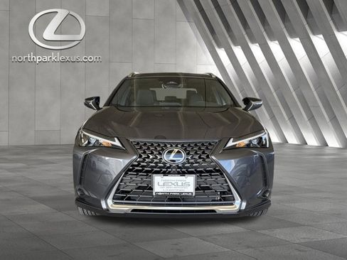 Certified 2026 Lexus UX 300h FWD w/ Accessory Package (Z1) image 7