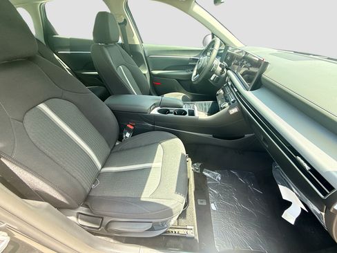 New 2026 Hyundai Sonata SEL FWD image 19
