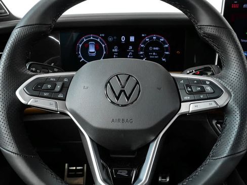 New 2026 Volkswagen Tiguan SEL R-Line AWD/4WD image 9