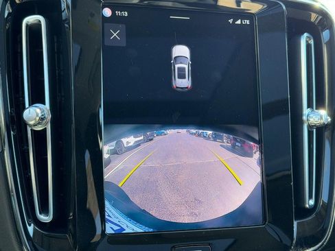 Certified 2023 Volvo XC40 B5 Plus w/ Protection Package Premier image 22