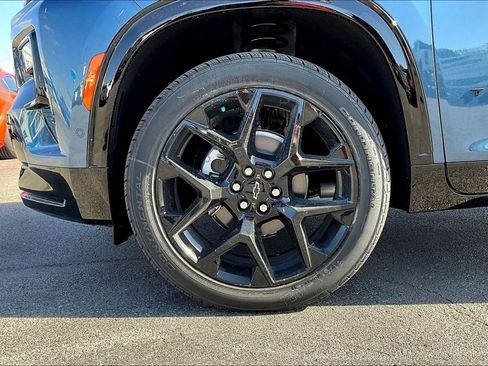 New 2026 Chevrolet Traverse RS w/ LPO, Floor Liner Package image 12