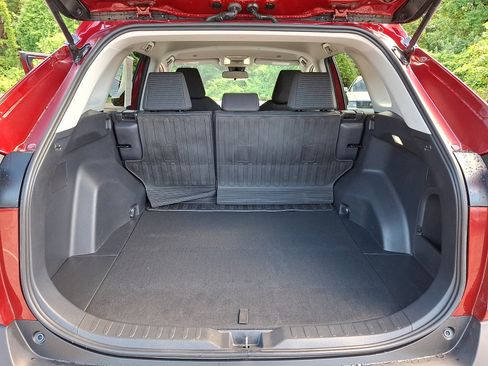 Certified 2025 Toyota RAV4 LE AWD/4WD image 29