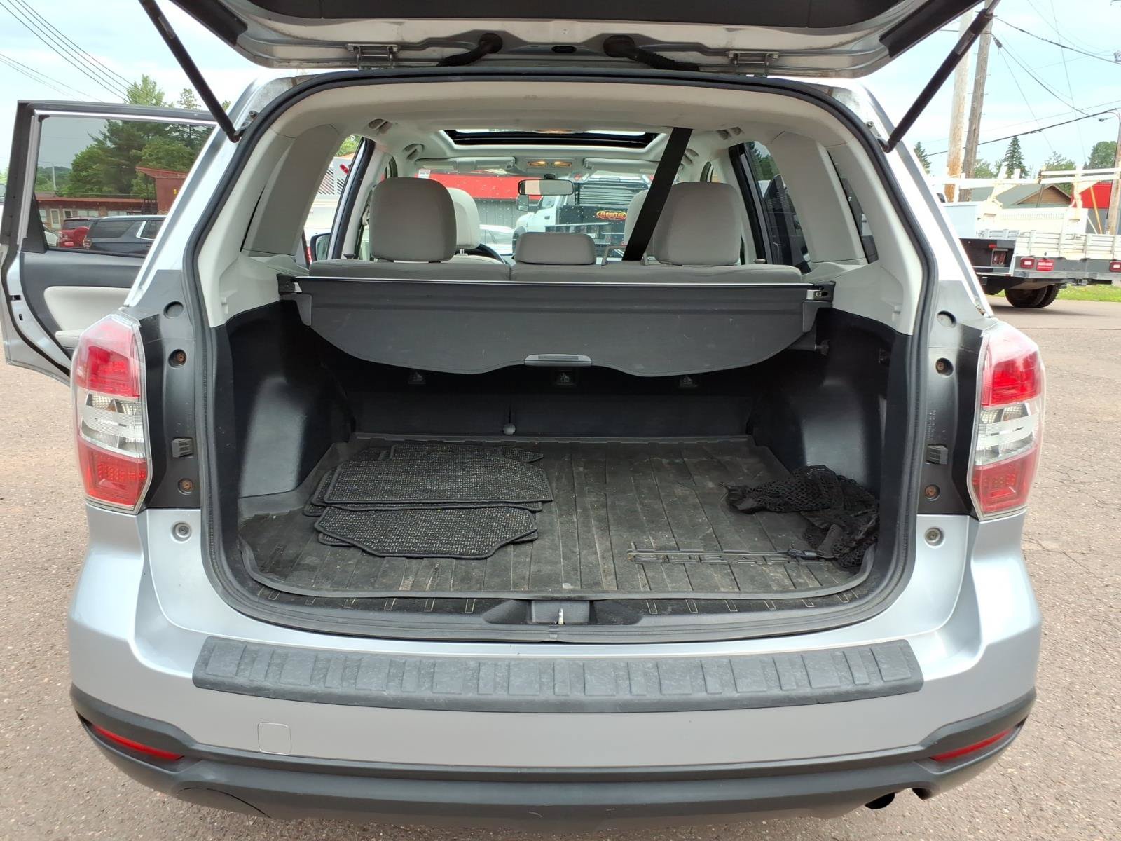 Used 2014 Subaru Forester 2.5i Premium w/ Protection Package #1 AWD/4WD image 12