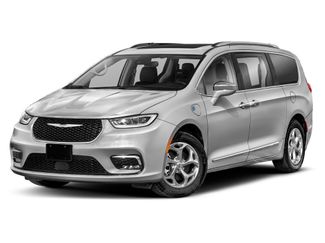 Used 2023 Chrysler Pacifica Limited w/ Uconnect Theater Family Group FWD video 1