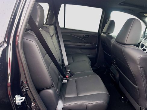 Used 2024 Honda Passport EX-L image 28