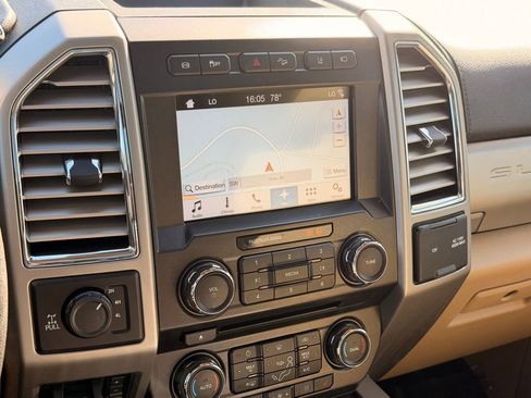 Used 2017 Ford F350 Lariat w/ Lariat Ultimate Package image 31