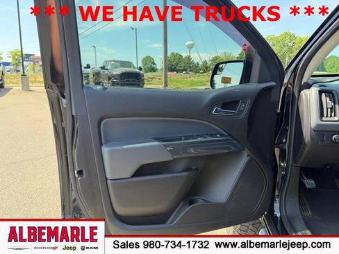 Used 2018 Chevrolet Colorado Z71 AWD/4WD image 13