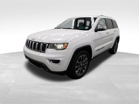 Used 2018 Jeep Grand Cherokee Limited image 6