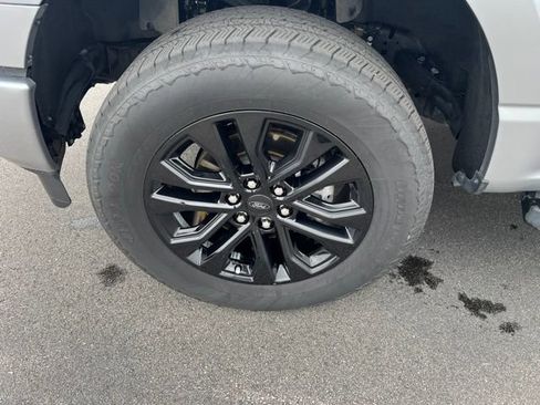 Used 2025 Ford F150 Lariat AWD/4WD image 9