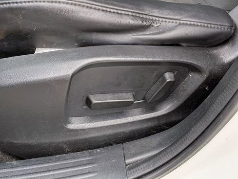 Used 2017 MAZDA CX-5 Touring w/ Preferred Equipment Package image 16