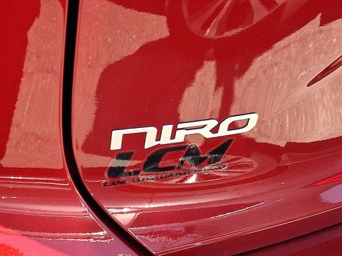 New 2025 Kia Niro Wind w/ Wind Preserve Package image 19