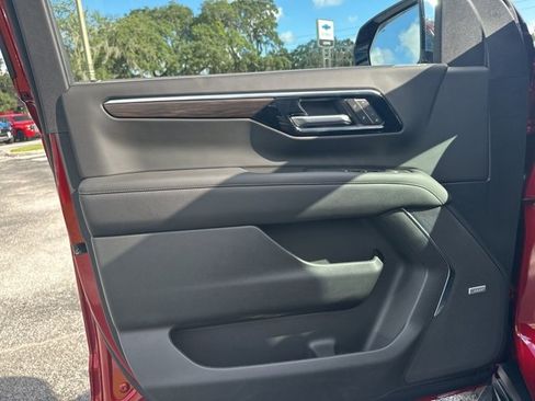 New 2025 Chevrolet Tahoe Premier image 11