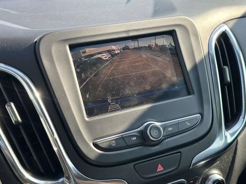 Used 2021 Chevrolet Equinox LT FWD image 25