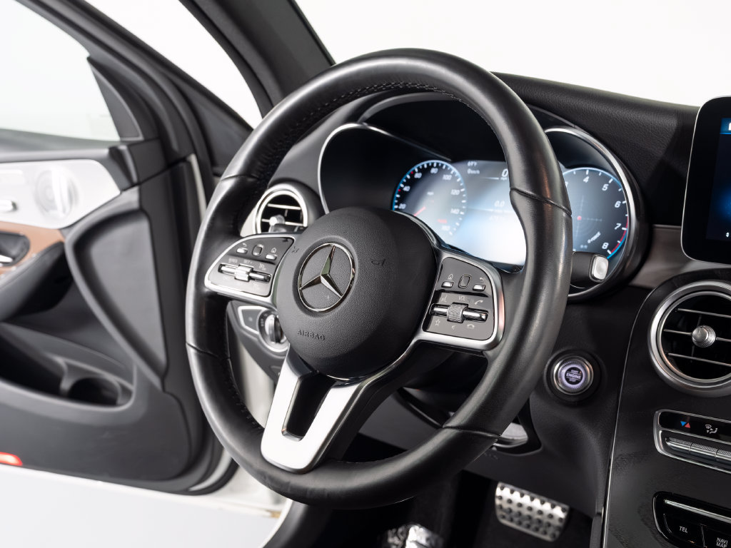 Used 2020 Mercedes-Benz GLC 300 4MATIC Coupe image 34