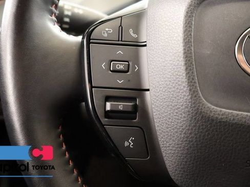 Certified 2024 Toyota Prius Prime FWD image 19