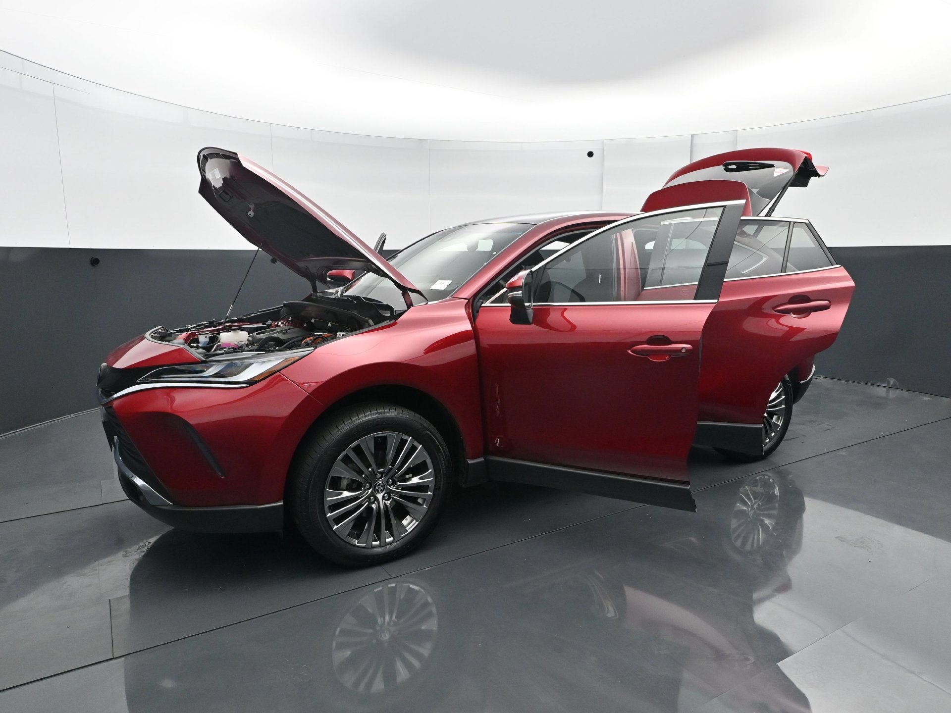 Used 2023 Toyota Venza Limited AWD/4WD image 29