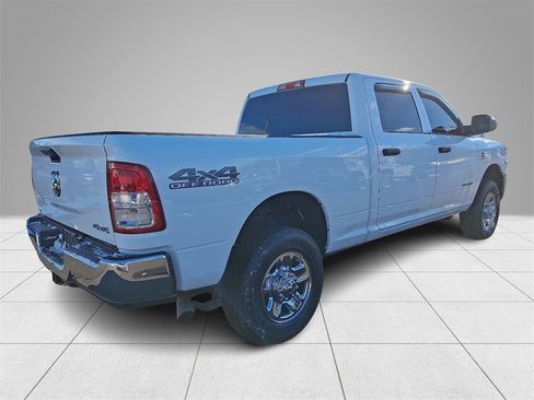 Used 2022 RAM 2500 Tradesman w/ Chrome Appearance Group image 4