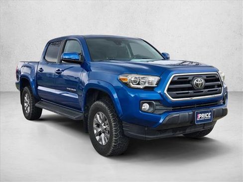 Used 2018 Toyota Tacoma SR5 image 3