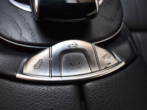 Used 2021 Mercedes-Benz E 450 4MATIC Cabriolet w/ AMG Line image 39