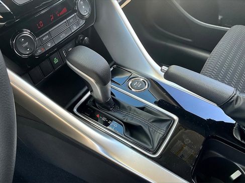 New 2025 Mitsubishi Eclipse Cross ES image 8