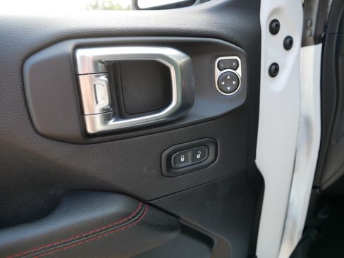 Used 2021 Jeep Wrangler Unlimited Rubicon AWD/4WD image 19