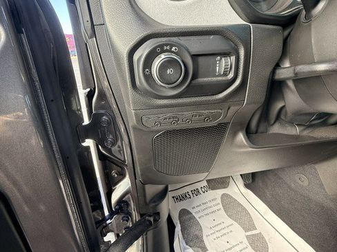 Used 2025 Jeep Wrangler Sport image 18