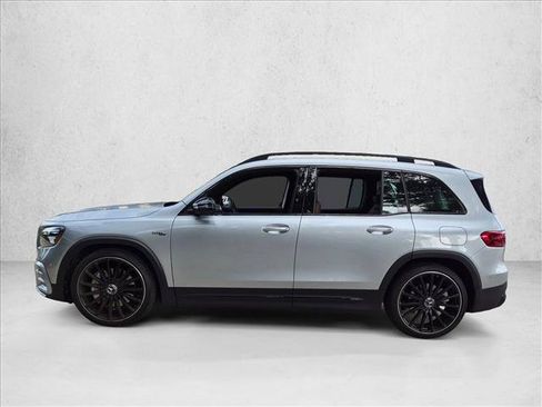 Used 2025 Mercedes-Benz GLB 35 AMG 4MATIC image 8