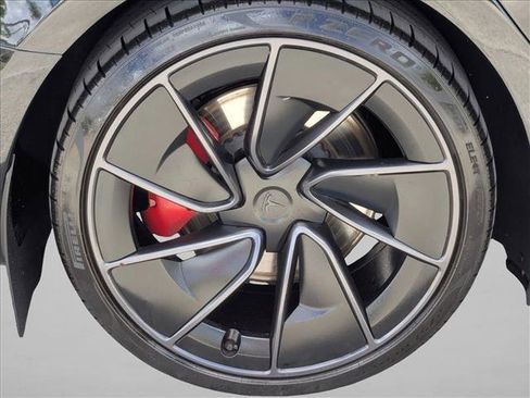 Used 2024 Tesla Model 3 Performance image 23