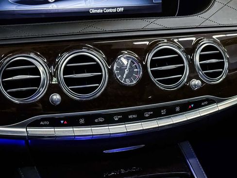 Used 2018 Mercedes-Benz Maybach S 560 4MATIC image 34