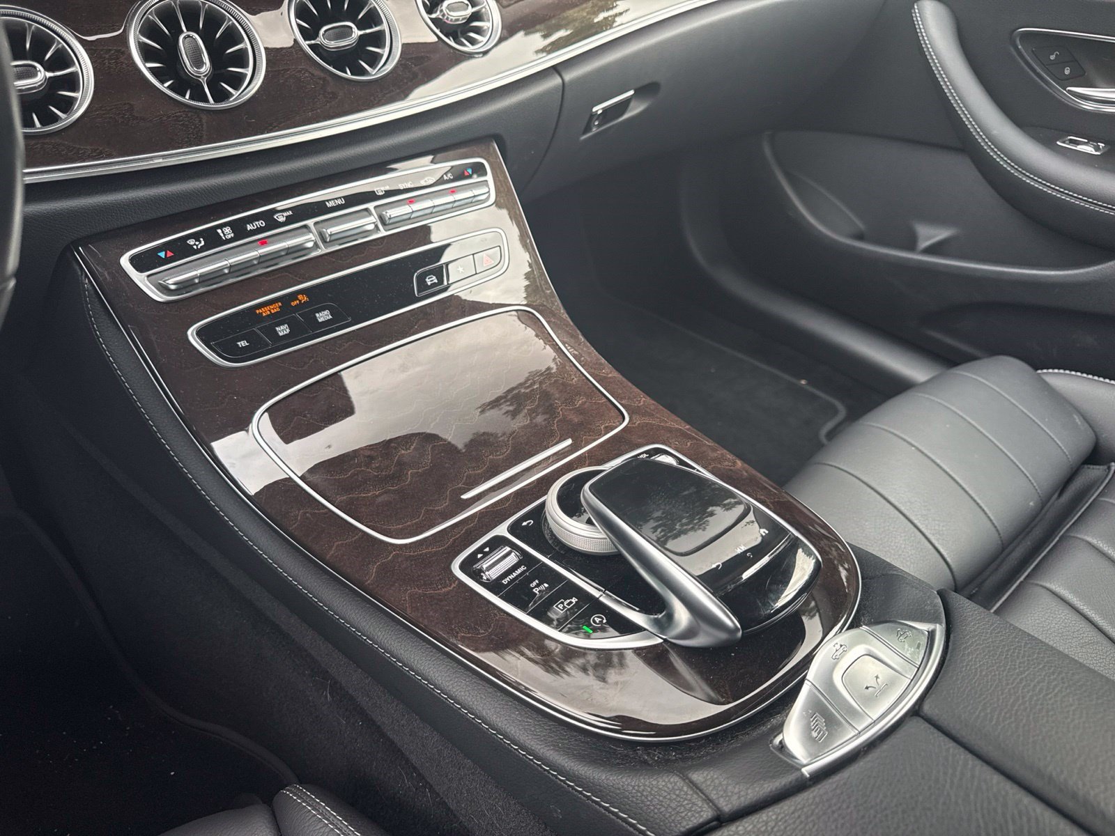 Used 2023 Mercedes-Benz E 450 Cabriolet image 19