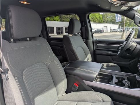 Used 2023 RAM 1500 Big Horn AWD/4WD image 32