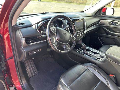 Used 2020 Chevrolet Traverse RS w/ LPO, Floor Liner Package image 24