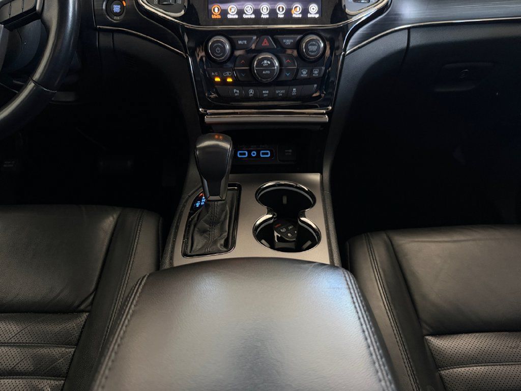 Used 2021 Jeep Grand Cherokee Limited X RWD image 11