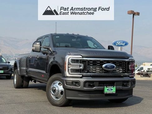 New 2026 Ford F350 Platinum w/ FX4 Off-Road Package AWD/4WD image 1