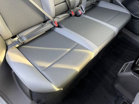 Used 2024 Volkswagen ID.4 Pro S image 42