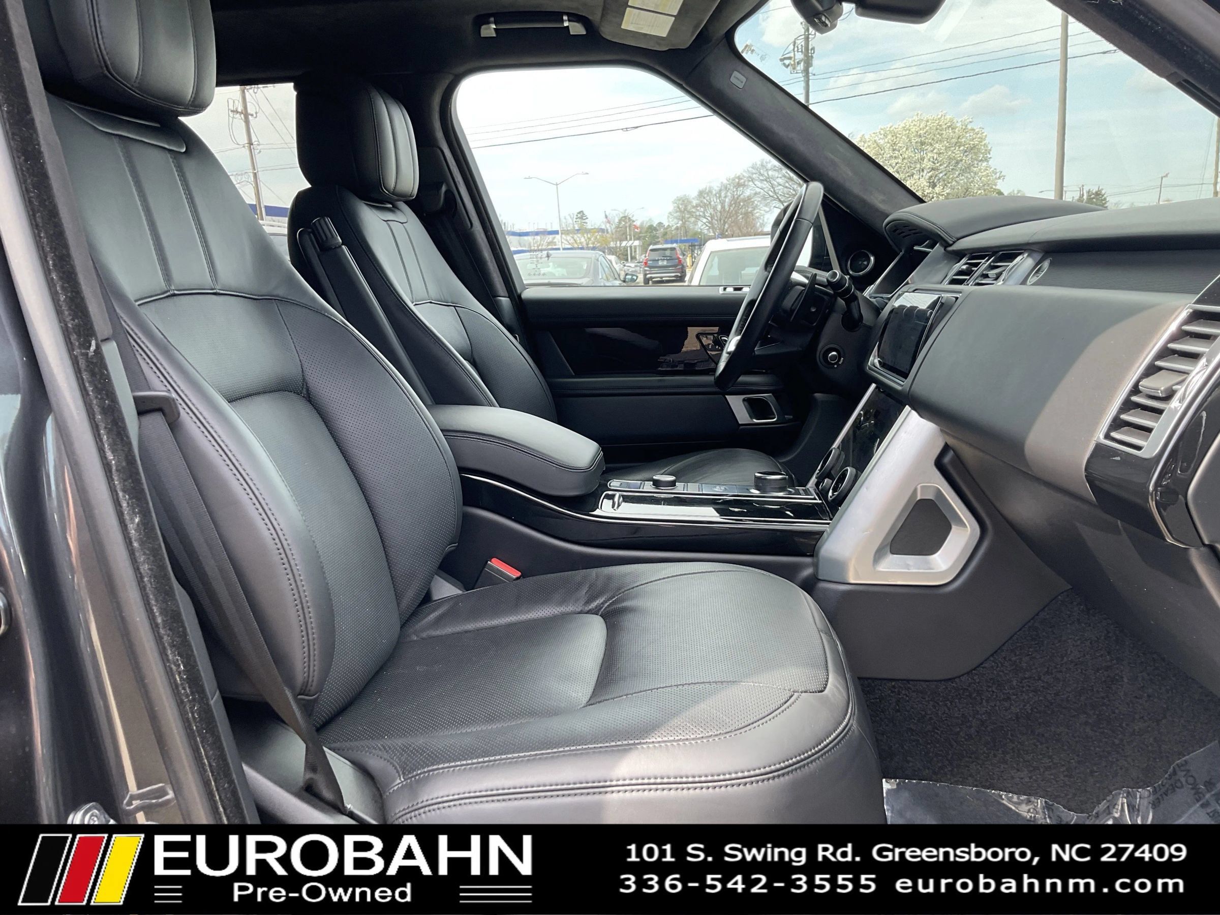 Used 2020 Land Rover Range Rover HSE AWD/4WD image 22