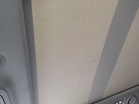 Used 2021 Ford Explorer XLT w/ Equipment Group 202A image 14