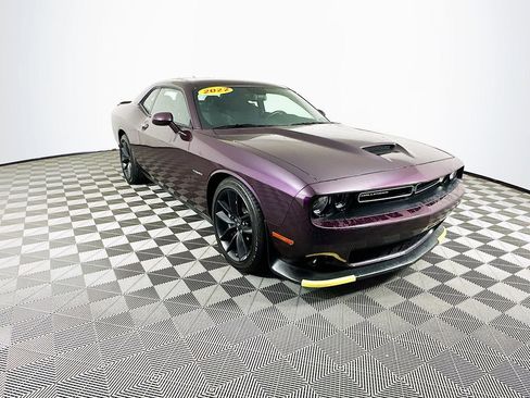 Used 2022 Dodge Challenger R/T w/ Performance Handling Group image 3