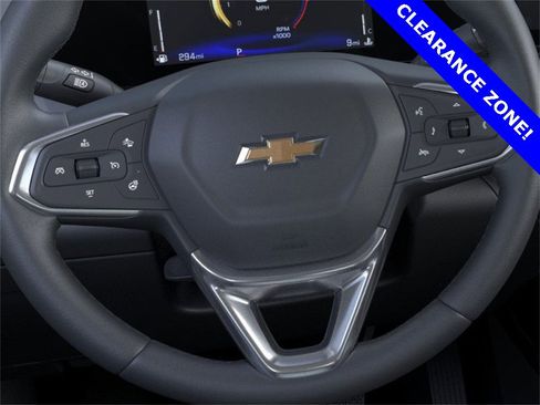 New 2025 Chevrolet Trax LT w/ Driver Confidence Package image 19